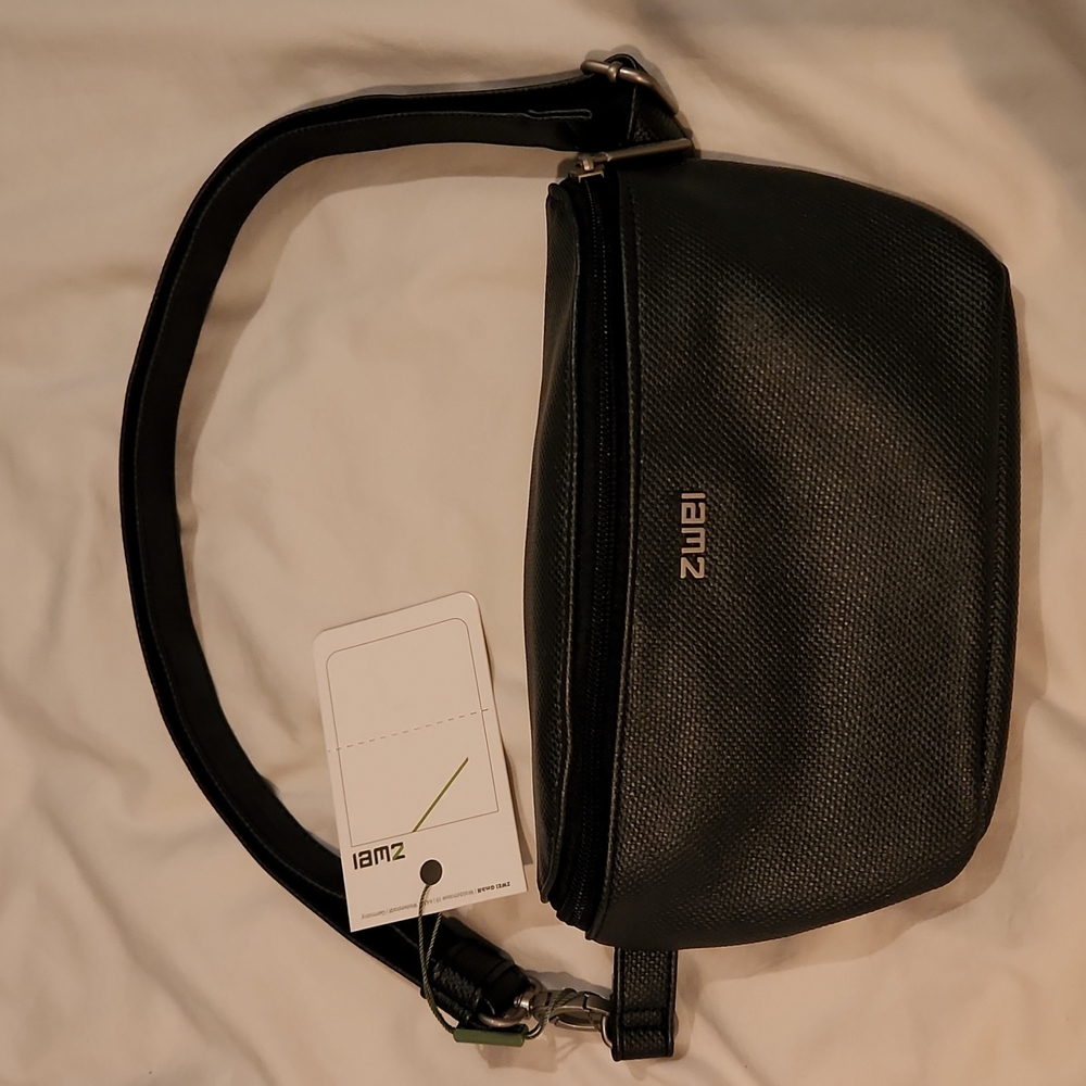 hip pack / belt bag / fanny pack